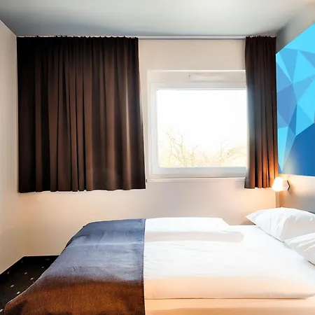 B&B Hotel Emmerich Hotel 3*