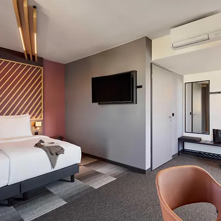 호텔 B&B Hotel Emmerich 3*